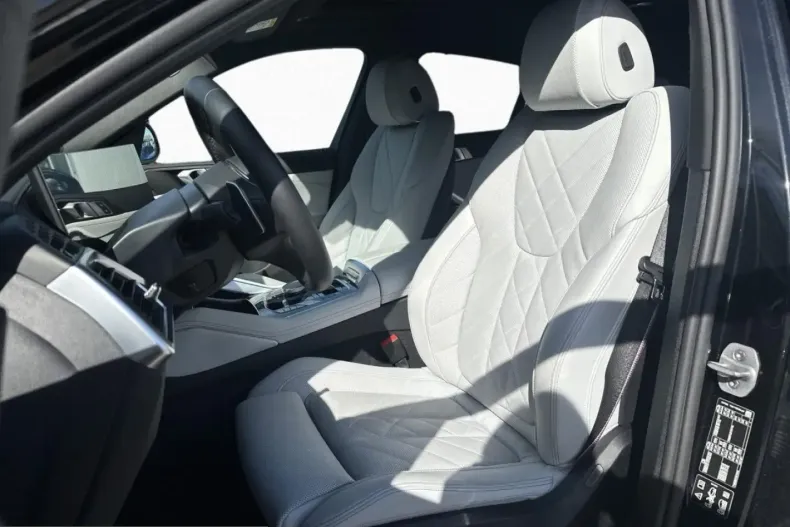 BMW X6 (Seria X) din 2025 cu 15.417 km - oferta BMW215942 - foto 2