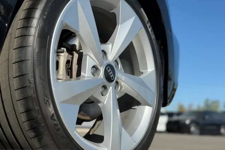 Audi A3 din 2025 cu 3.807 km - oferta AUD215953 - foto 8