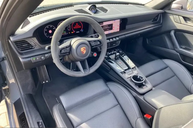 Porsche 911 din 2025 cu 3.500 km - oferta POR215955 - foto 15