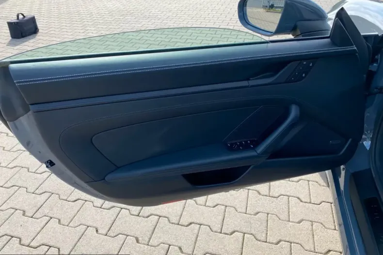 Porsche 911 din 2025 cu 3.500 km - oferta POR215955 - foto 23