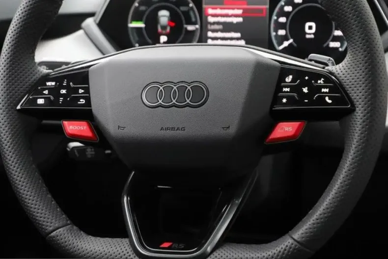 Audi RS e-tron GT din 2024 cu 7.960 km - oferta AUD215962 - foto 8