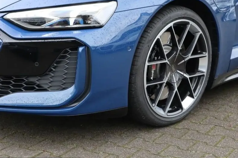 Audi RS e-tron GT din 2024 cu 7.960 km - oferta AUD215962 - foto 9