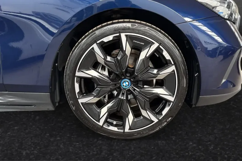 BMW i5 (Seria 5) din 2024 cu 39.500 km - oferta BMW215963 - foto 4