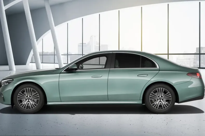 Mercedes-Benz E 220 (Clasa E) din 2024 cu 6.180 km - oferta MER215968 - foto 8
