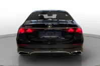 Mercedes-Benz E 220 (Clasa E) din 2025 cu 4.596 km - oferta MER215970 - foto 5