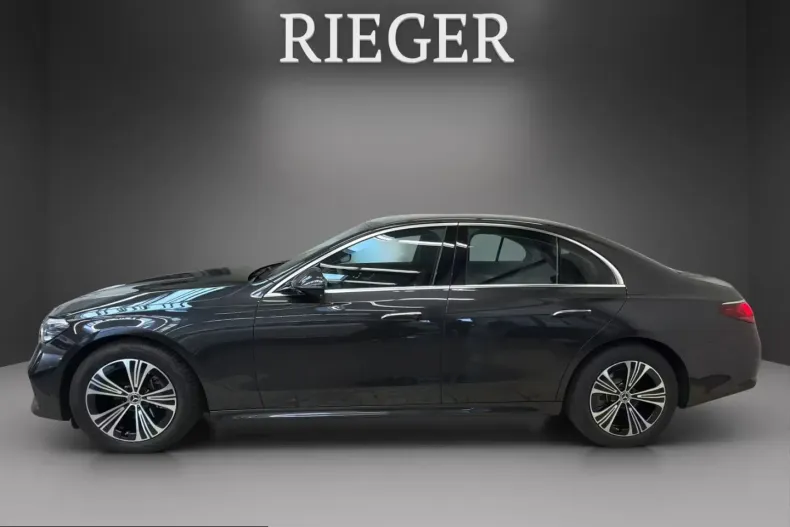Mercedes-Benz E 220 (Clasa E) din 2025 cu 7.031 km - oferta MER215972 - foto 3