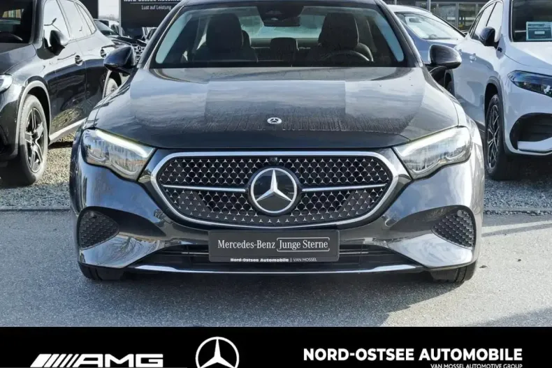 Mercedes-Benz E 220 (Clasa E) din 2024 cu 7.325 km - oferta MER215975 - foto 2