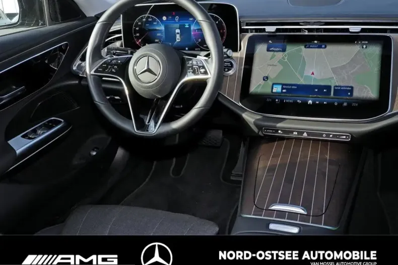 Mercedes-Benz E 220 (Clasa E) din 2024 cu 7.325 km - oferta MER215975 - foto 10