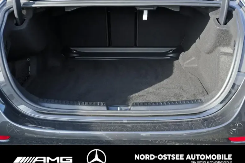 Mercedes-Benz E 220 (Clasa E) din 2024 cu 7.325 km - oferta MER215975 - foto 12