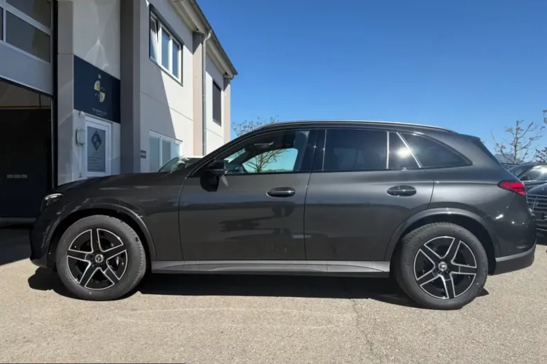 Mercedes-Benz GLC 220 (Clasa GLC) din 2025 cu 10 km - oferta MER215976 - foto 4