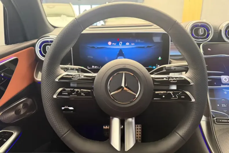 Mercedes-Benz GLC 220 (Clasa GLC) din 2025 cu 10 km - oferta MER215976 - foto 15