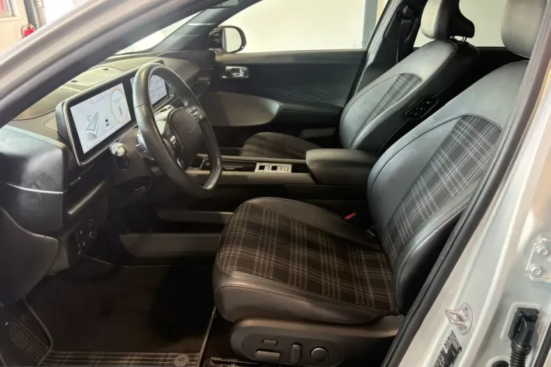 Hyundai IONIQ 6 din 2023 cu 57.480 km - oferta HYU215986 - foto 7