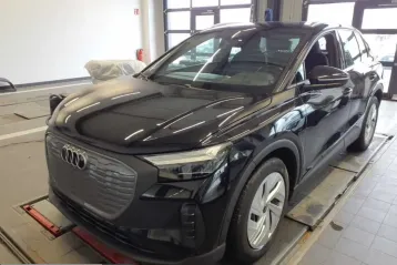 Audi Q4 e-tron din 2023 - oferta AUD215988