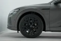 Audi Q8 e-tron din 2023 cu 21.940 km - oferta AUD215991 - foto 6