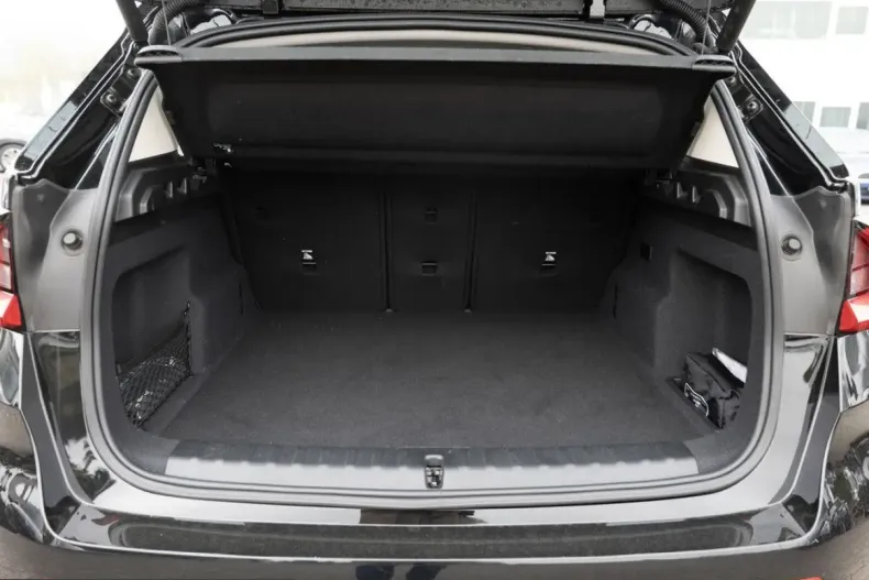 BMW iX1 (Seria X) din 2023 cu 48.275 km - oferta BMW215993 - foto 9