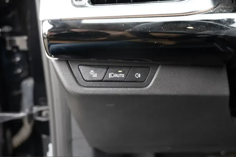 BMW iX1 (Seria X) din 2023 cu 48.275 km - oferta BMW215993 - foto 21