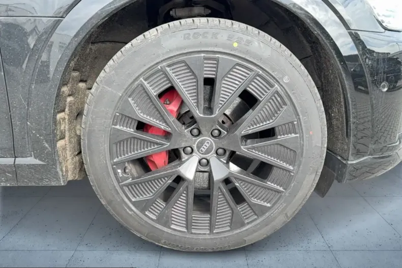 Audi Q8 e-tron din 2023 cu 55.493 km - oferta AUD215996 - foto 7