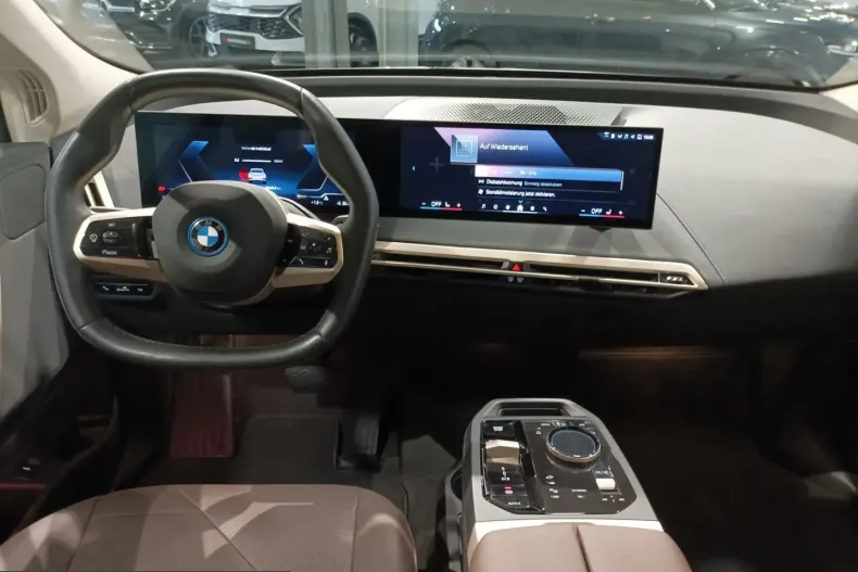 BMW iX din 2023 cu 38.159 km - oferta BMW215998 - foto 8