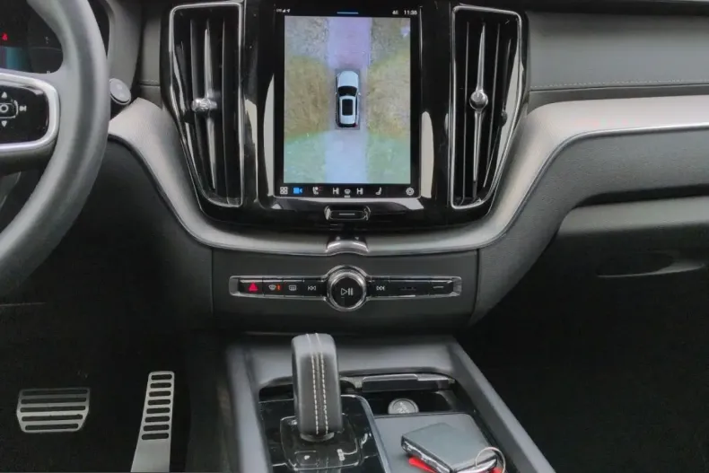 Volvo XC60 din 2022 cu 59.832 km - oferta VOL216002 - foto 11