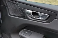 Volvo XC60 din 2022 cu 59.832 km - oferta VOL216002 - foto 12