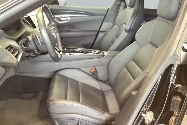 Audi e-tron GT din 2022 cu 79.362 km - oferta AUD216003 - foto 3