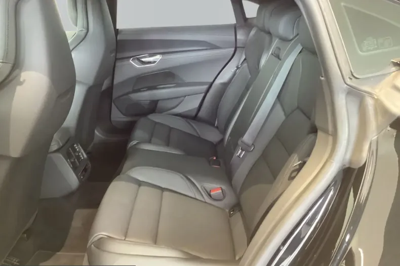 Audi e-tron GT din 2022 cu 79.362 km - oferta AUD216003 - foto 10