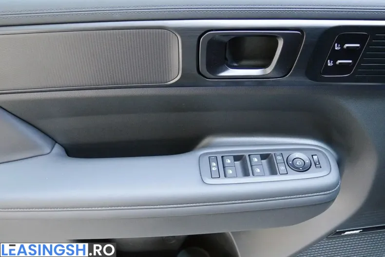 Hyundai Santa Fe din 2024 cu 7.500 km - oferta HYU216013 - foto 6