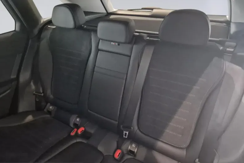 Mercedes-Benz GLC 200 (Clasa GLC) din 2023 cu 31.054 km - oferta MER216019 - foto 11