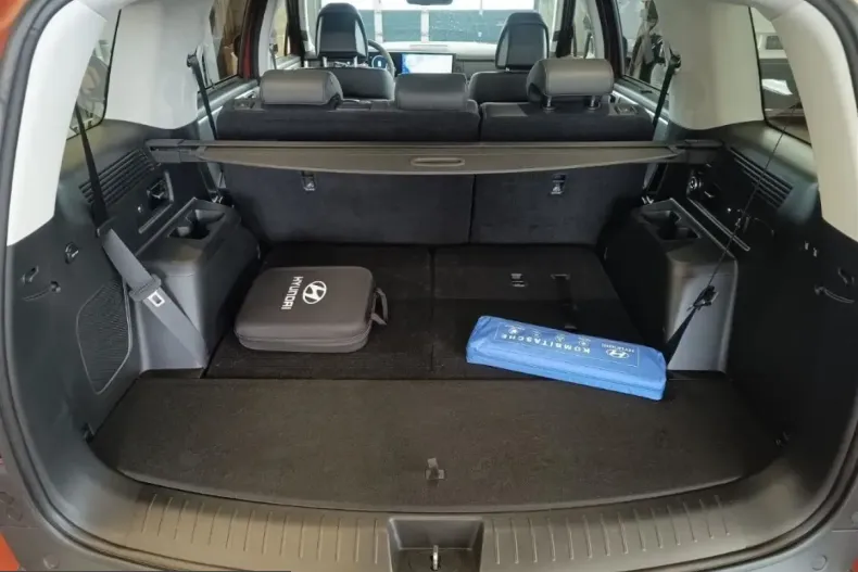 Hyundai Santa Fe din 2024 cu 20.999 km - oferta HYU216029 - foto 6