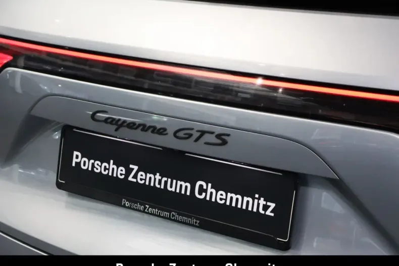 Porsche Cayenne din 2022 cu 48.030 km - oferta POR216030 - foto 38