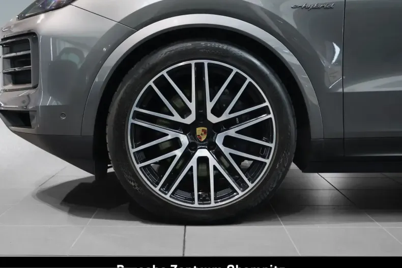 Porsche Cayenne din 2024 cu 22.660 km - oferta POR216033 - foto 6