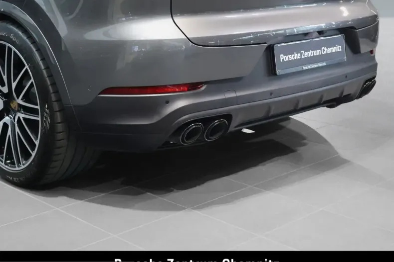 Porsche Cayenne din 2024 cu 22.660 km - oferta POR216033 - foto 37