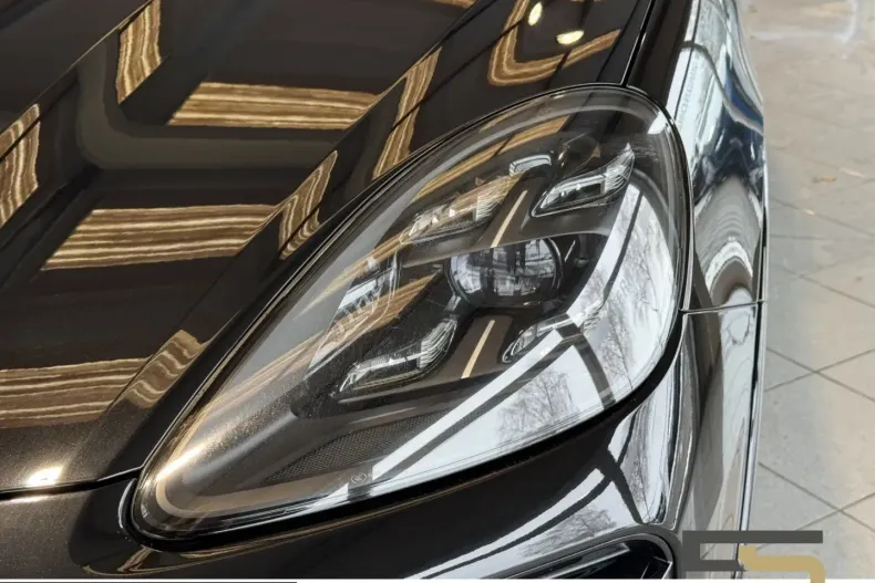 Porsche Cayenne din 2022 cu 44.947 km - oferta POR216037 - foto 7