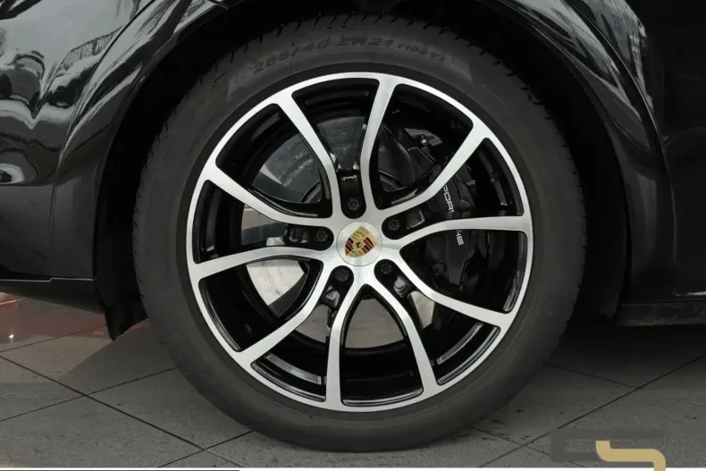 Porsche Cayenne din 2022 cu 44.947 km - oferta POR216037 - foto 8
