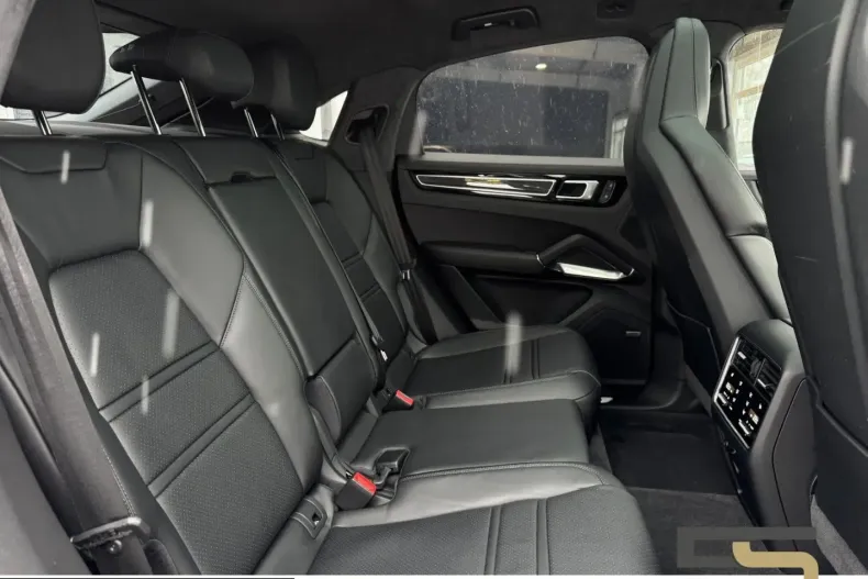 Porsche Cayenne din 2022 cu 44.947 km - oferta POR216037 - foto 22