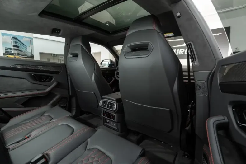 Lamborghini Urus din 2026 cu 10 km - oferta LAM216040 - foto 10