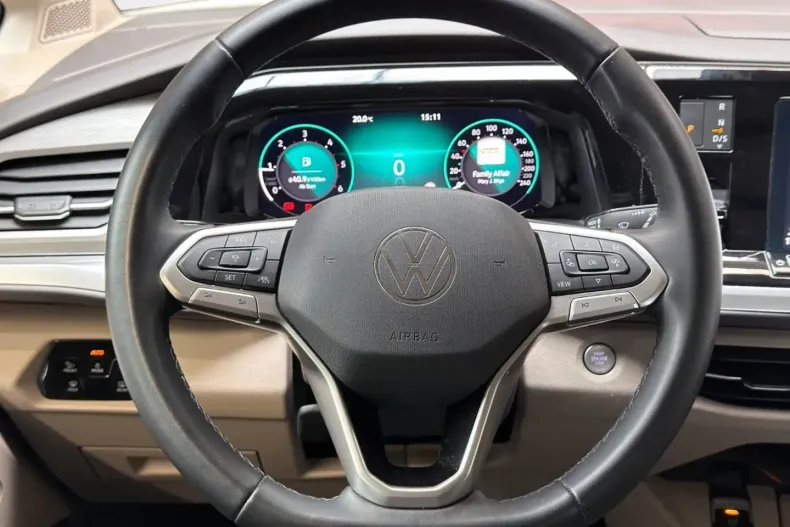 Volkswagen T7 Multivan din 2024 cu 69.400 km - oferta VOL216046 - foto 9