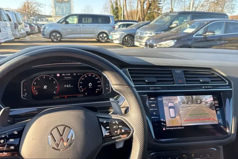 Volkswagen Tiguan din 2022 cu 67.518 km - oferta VOL216048 - foto 12