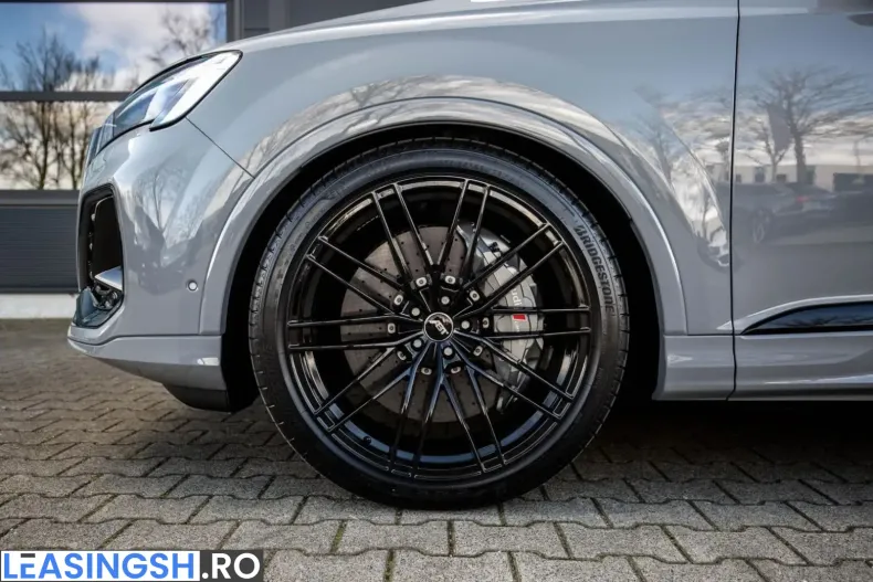 Audi SQ7 din 2025 cu 3.908 km - oferta AUD216058 - foto 25