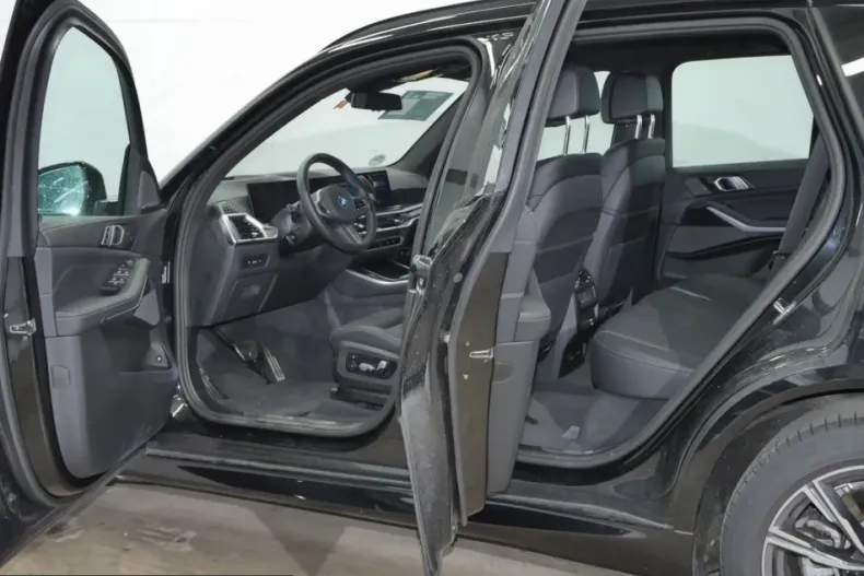 BMW X5 (Seria X) din 2025 cu 31.227 km - oferta BMW216065 - foto 7