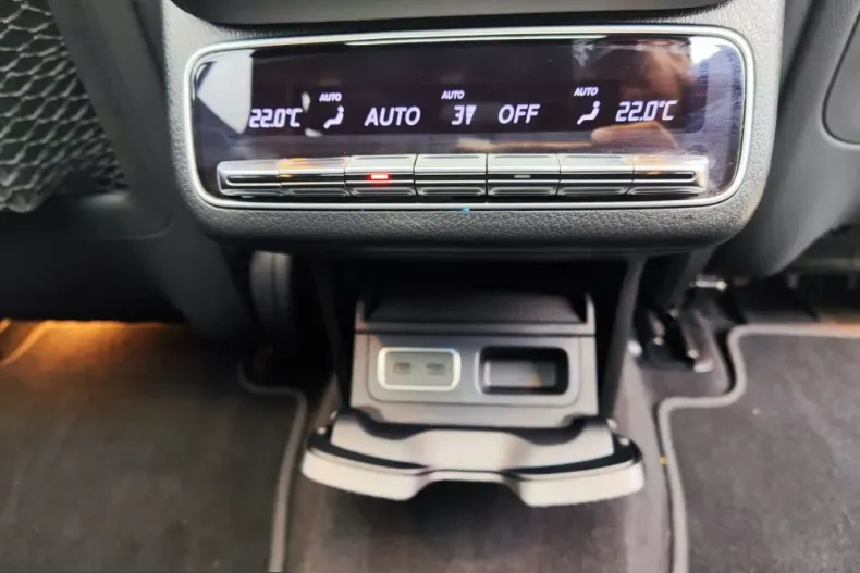 Mercedes-Benz GLE 63 AMG (Clasa GLE) din 2024 cu 32.806 km - oferta MER216071 - foto 15