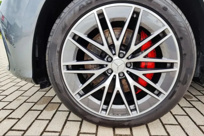 Mercedes-Benz GLE 63 AMG (Clasa GLE) din 2024 cu 32.806 km - oferta MER216071 - foto 19