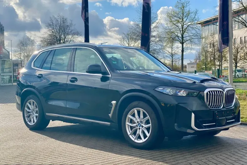 BMW X5 (Seria X) din 2024 cu 55.840 km - oferta BMW216072 - foto 3