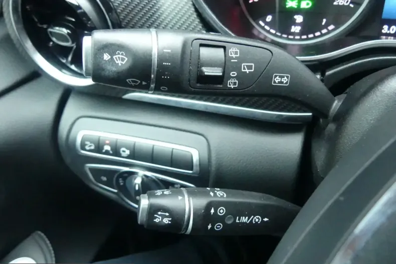 Mercedes-Benz V 300 (Clasa V) din 2021 cu 64.555 km - oferta MER216074 - foto 22