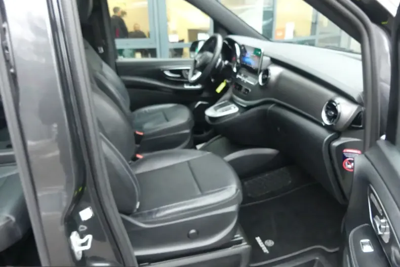 Mercedes-Benz V 300 (Clasa V) din 2021 cu 64.555 km - oferta MER216074 - foto 25