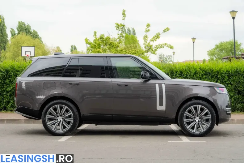 Land Rover Range Rover din 2025 cu 3.743 km - oferta LAN216079 - foto 8