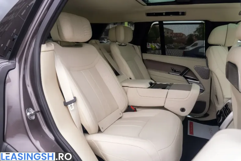 Land Rover Range Rover din 2025 cu 3.743 km - oferta LAN216079 - foto 30