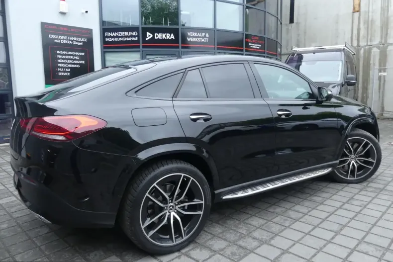 Mercedes-Benz GLE 400 (Clasa GLE) din 2023 cu 32.948 km - oferta MER216081 - foto 4