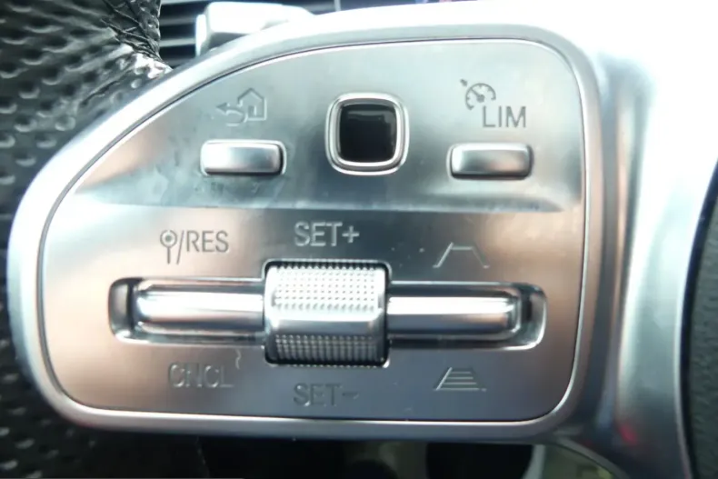 Mercedes-Benz GLE 400 (Clasa GLE) din 2023 cu 32.948 km - oferta MER216081 - foto 26