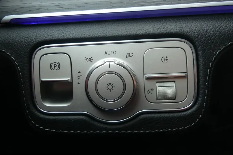 Mercedes-Benz GLE 400 (Clasa GLE) din 2023 cu 32.948 km - oferta MER216081 - foto 34